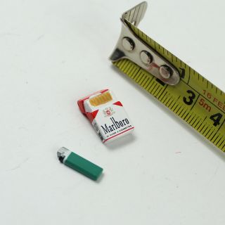 Td53 - 03 1/6th Scale Action Figure - Cigarettes,  Lighter Set B