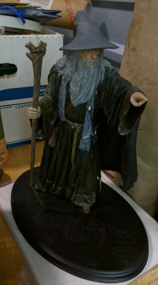 Sideshow Weta Lotr Gandalf The Grey 1/6 Polystone Statue By Jamie Besarwick