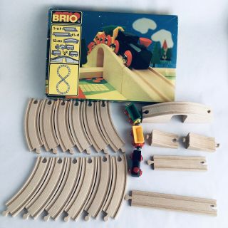 Authentic Brio Wooden Train Railway Set 33125 Thomas Nearly Complete Missing Red
