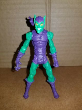 Marvel Universe Green Goblin 3.  75 " Action Figure In Good Shape No Flyer.
