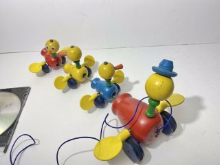 Fisher Price Toys Canada Vintage 1956 Duck Mom Ducklings Pull Toy Wood Family 3
