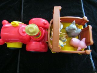 Fisher Price Little People Tow And Pull Tractor Farmer Pig Horse Cat And Cow