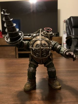 Neca Bioshock Big Daddy " Bouncer " Action Figure With Lights - Needs Battery