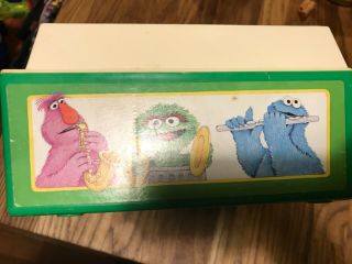 Vintage 1984 Fisher Price FP Sesame Street Record Player Toy,  5 Records Complete 3