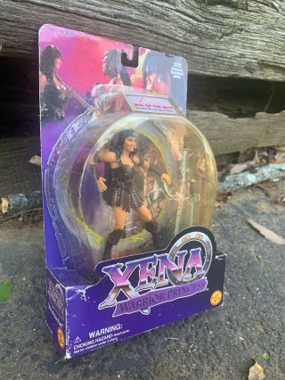 XENA WARRIOR PRINCESS ACTION FIGURE DOLL SINS OF THE PAST TOY BIZ 1998 6 INCHES 3