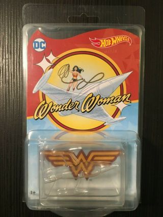 Invisible Jet Hot Wheel Dc Wonder Woman 2017 Collector Edition