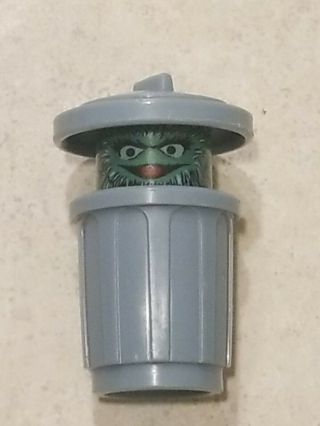 Oscar The Grouch - Sesame Street - Vintage Fisher - Price Little People Figure