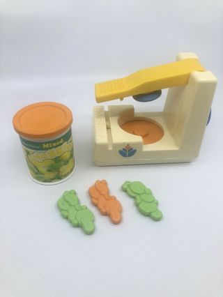 Vintage Fisher Price Fun With Food Vegetable Can Opener Set 1987