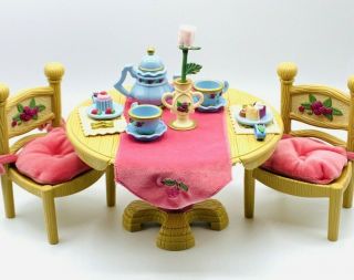 Vintage 1999 Fisher Price Briarberry Bear Almost Complete Dining Room Set 75005