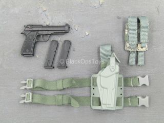 1/6 Scale Toy Us Army Rifleman Ucp - Spring Loaded M9 Pistol W/drop Leg Holster