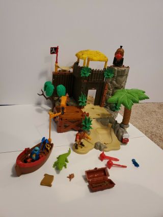 Fisher Price Imaginext Buccaneer Bay Playset B1473 Pirates Cannon Island & More