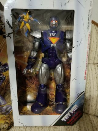 Marvel Universe 16 Inch Electronic Sentinel With 3.  75 " Wolverine Hasbro