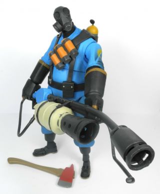 Neca Team Fortress 2 Blu/ Blue Pyro W/ Flame Thrower & Fire Axe | Valve