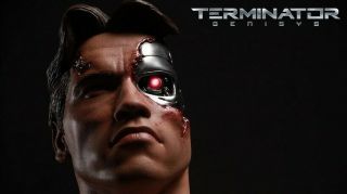 Terminator T - 800 Bust Battle 1:2 Schwarzenegger Chronicle
