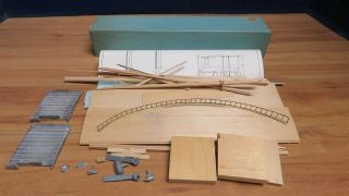 O Scale 2 Rail Kit Cast Wood Lvm Fge 50 