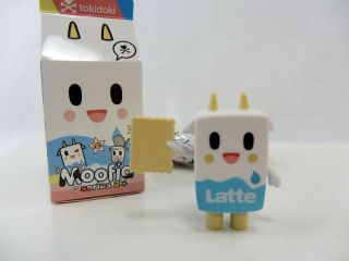 Latte Holding Cracker W/stellina Moofia Series 2 Tokidoki 2.  5 " Tall Vinyl Figure