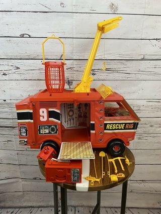 1971 Big Jim Rescue Rig Emergency Vehicle W/ Accessories Mattel Usa & Box Wow