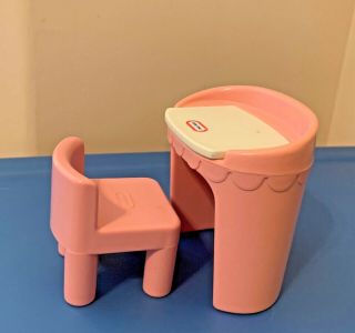 Little Tikes Dollhouse Pink Beauty Vanity Flip Up Mirror Doll Furniture Chair