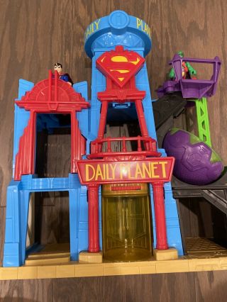 Fisher Price Imaginext Superman Daily Planet Playset 2 Figures Dc Friends