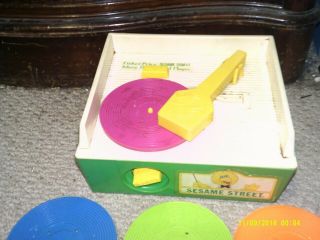 Fisher Price Sesame Street Record Player Complete With 5 Records Vintage 1984 2