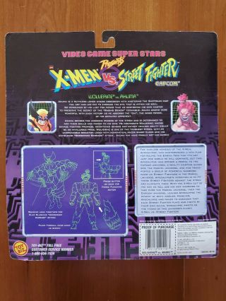 X - Men Vs Street Fighter Wolverine vs Akuma Video Toy Biz Rare Near on card 2