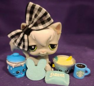 Authentic Littlest Pet Shop Lps 954 Sassiest Angora Longhair Cat Star Eyes