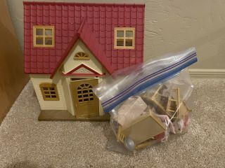Calico Critters Cozy Cottage House Red Roof With Furniture And Critter Family