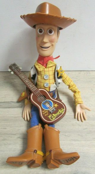 Hasbro 2002 Disney Pixar Toy Story Pull String Woody With Hat And Guitar 03854