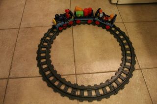 Playmobil 123 Train With Tracks Engineer Mother Toddler Wagons 6880 Complete