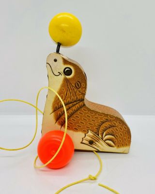 Vintage Fisher Price Pull Toy Seal 694 yellow ball Suzie Sea Lion wood balancing 3