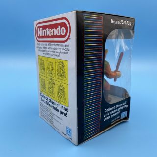 A Trap Attacks Link - The Legend Of Zelda Trophy Figure,  Nintendo 3
