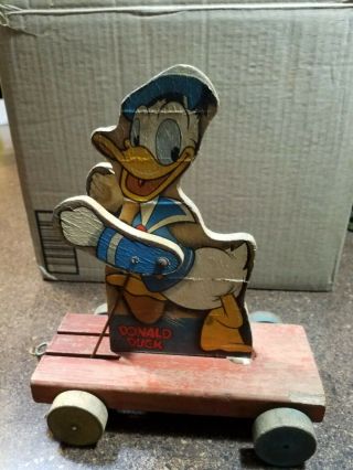 Vintage 1948 Fisher Price Donald Duck Drum Major Pull Toy