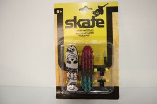 Bnib Skate Finger Boards Skateboard Combo Pack With Tools & Grip Tape Set Skulls