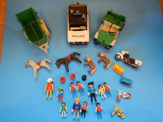 Playmobil Trailer,  Police Car,  Jeep,  Bikes,  Horses,  People,  Blankets,  Buckets