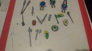 MP167 Vintage Set of 8 Medieval soldiers Knights Castle Figures with Weapons 2