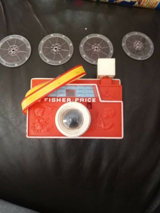 Vintage 1968 Fisher Price Changeable Picture Disc Camera With 4 Disc