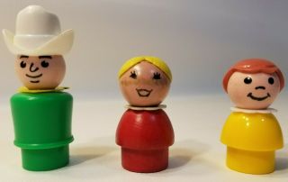 Vintage Fisher Price Little People Farm Family 677 1983
