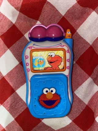 Sesame Street Elmo ' s World Animated Talking Flip Cell Phone Mattel 2002 2