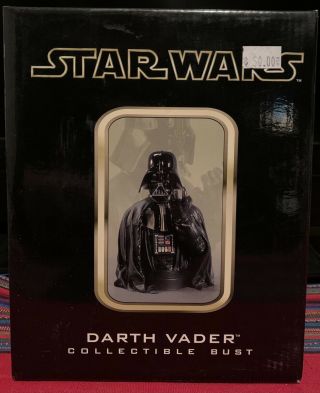 Darth Vader Gentle Giant Collectible Mini Bust 2002.  1114/3500