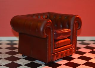 1/6 Scale Vinyl Red Sofa Chair For Action Figures,  Removable Pillow