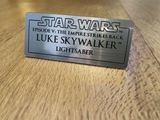 Star Wars Luke Skywalker Empire Lightsaber Display Plaque Legacy/black Series