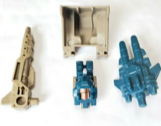 Vintage G1 Transformers Headmaster Horribull weapons and accessories 2