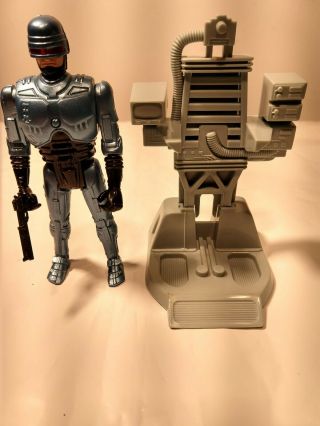 Robocop With Recharging Repair Station - Electronic - 1993 Toy Island - 4.  5 "