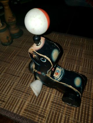 Vintage Fisher - Price Suzi Seal Push Pull Toy Made In USA 1965 Wooden 2
