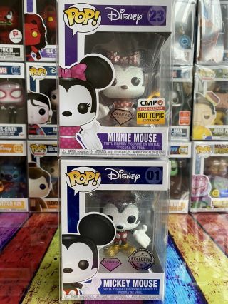 Funko Pop Disney Glitter Mickey And Minnie Hot Topic Excl. ,  Protectors