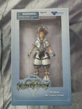 Diamond Select Toys Kingdom Hearts Disney Sora Action Figure Gift Idea Rare