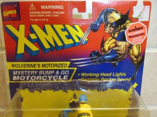1995 X - Men Wolverine ' s Motorized Mystery Bump & Go Motorcycle Marvel NIP 2