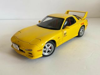 MAZDA EFINI RX - 7 FD3S ANIMATION FILM INITIAL D YELLOW 1/18 BY AUTOART 2