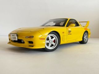 MAZDA EFINI RX - 7 FD3S ANIMATION FILM INITIAL D YELLOW 1/18 BY AUTOART 4