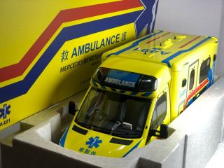 1/18 Tiny Mercedes - Benz Sprinter Ambulance 2018 A491 Yellow Atc18025